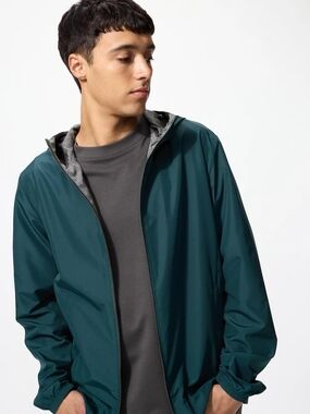NWOT Uniqlo Reversible Parka - Dark Green